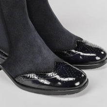 Ikia Boot