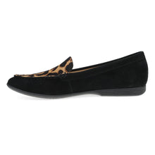 Lorri Suede