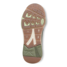 Walker Strider Weekend Sneaker