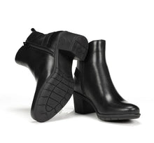 Nydia Boot